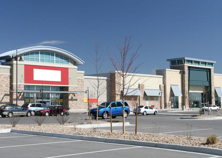 Crowd management for retailers crowd spike